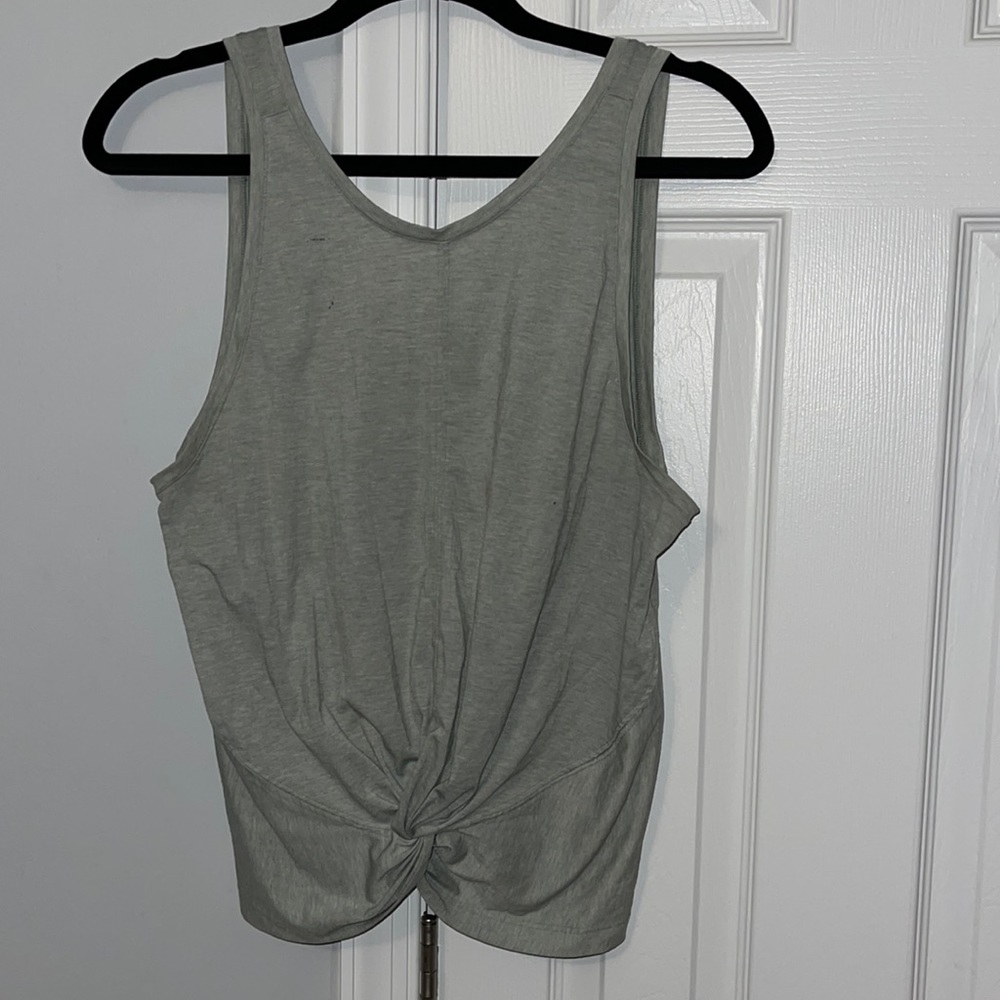 EUC Athleta twist front tank top size L